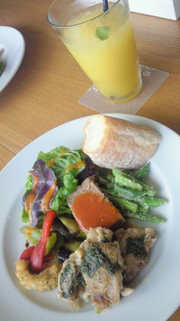 今日はSARAランチ★